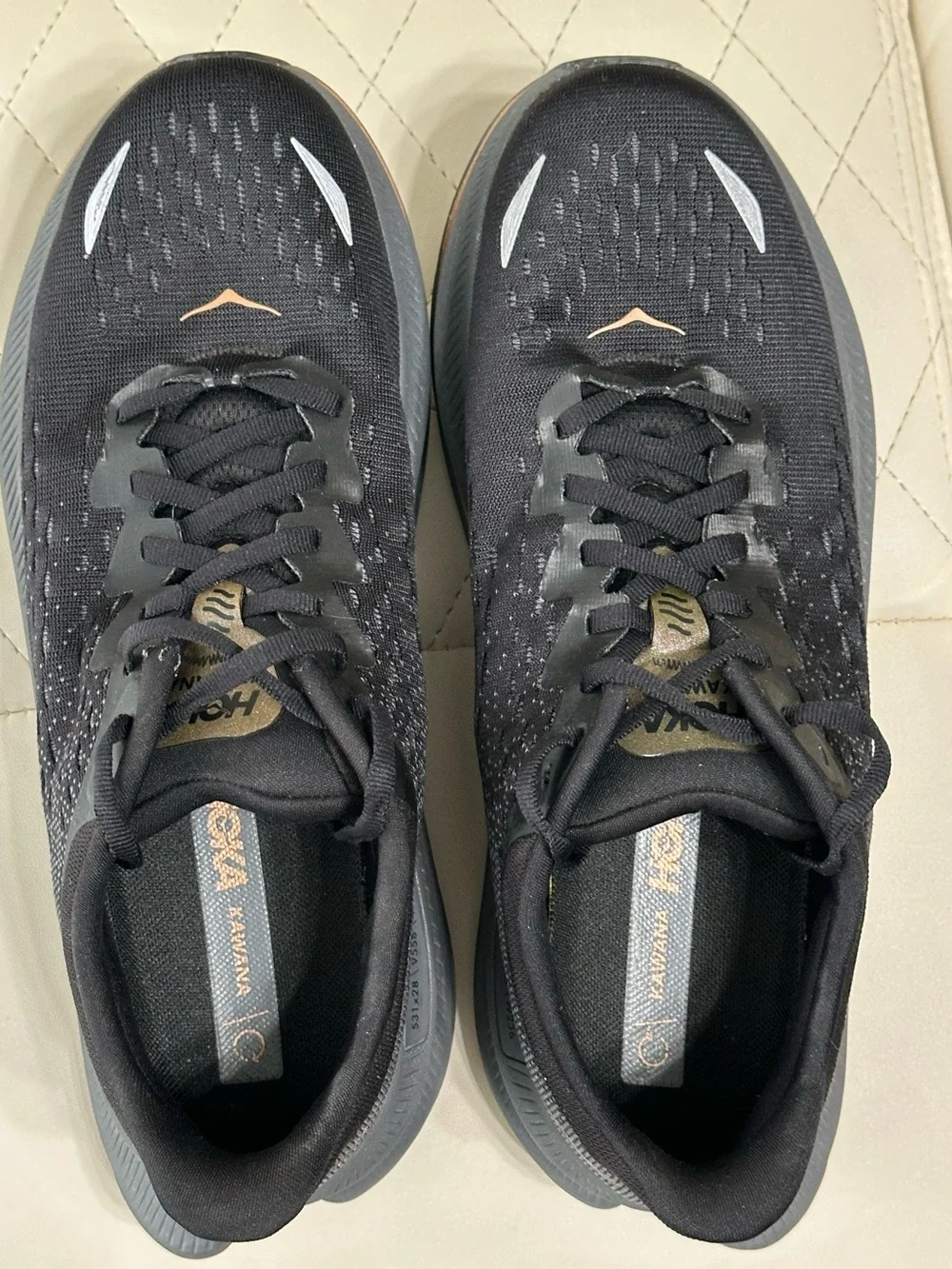 Hoka Kawana shoes Black Copper size 9.5